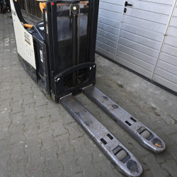 crown-dt3040-doppelstock-hhw-aukt-br-05.jpg