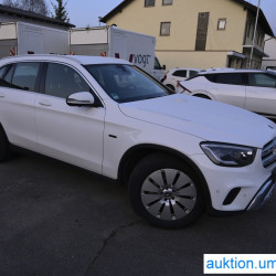 mercedes-benz-glc300de-4-matic-aukt-br-03.jpg