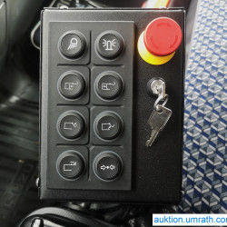 isuzu-npr-at-n75-muellpresswagen-go139-aukt-br-19.jpg