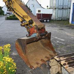komatsu-kettenbagger-12.jpg