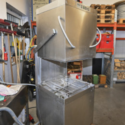 miele-pfofessional-g8072-haubenspuelma-aukt-br-05.jpg