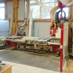 cnc-holzfraesmaschine-ima-01.JPG