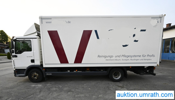man-tgl-12-250-v268-koffer-lbw-aukt-br-01.jpg