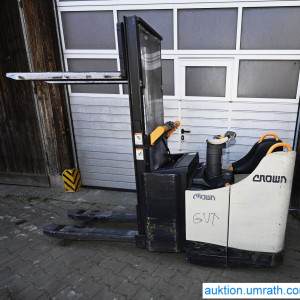 crown-dt3040-doppelstock-hhw-aukt-br-01.jpg